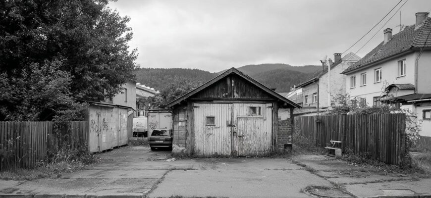 Stavba garáže v Liberci: praktický průvodce pro domov i dílnu