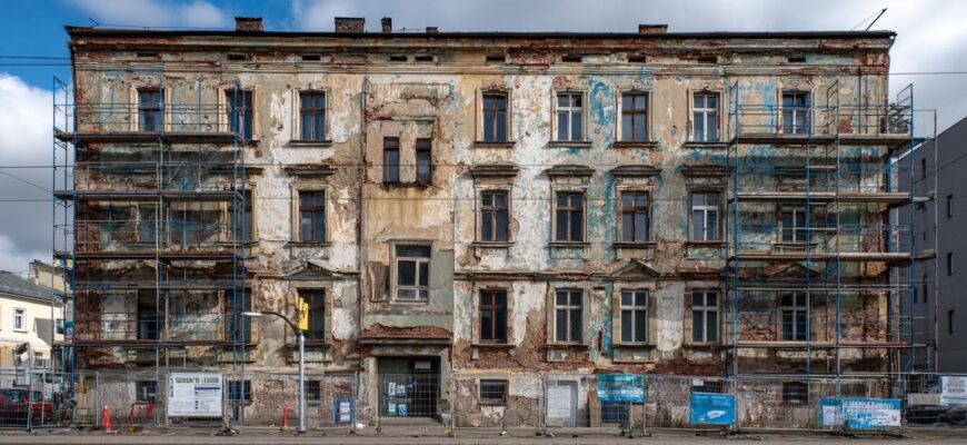 Rychlý návod k renovaci staré fasády (Ostrava): praktický postup, který funguje