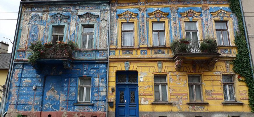 Praktický průvodce po cenách nátěru fasád v Kladně