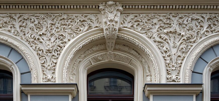 Detailní pohled na nátěr fasády v Přerově: cesta k pevnému a krásnému exteriéru