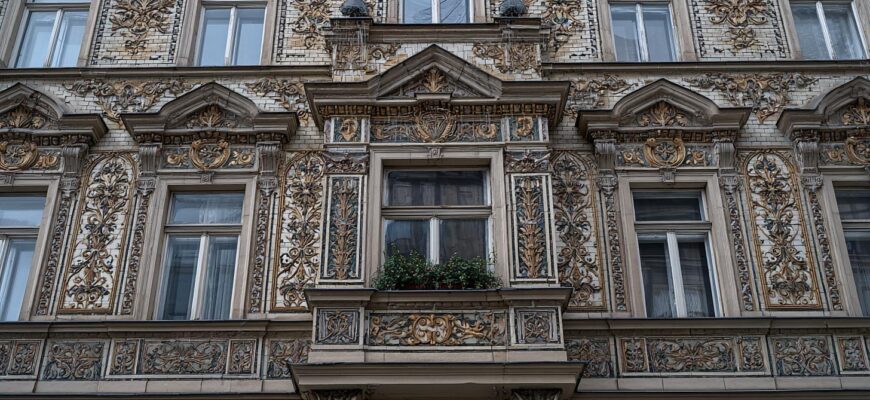 Detailní pohled na nátěry fasád Teplice