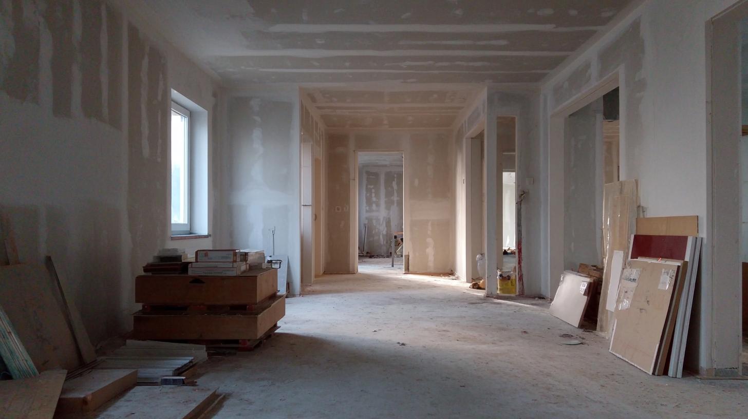 Co očekávat od sádrokartonové práce (Olomouc). Koordinace prací a časový harmonogram